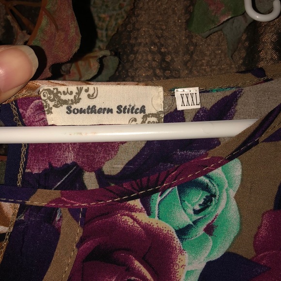 Top - Picture 3 of 3